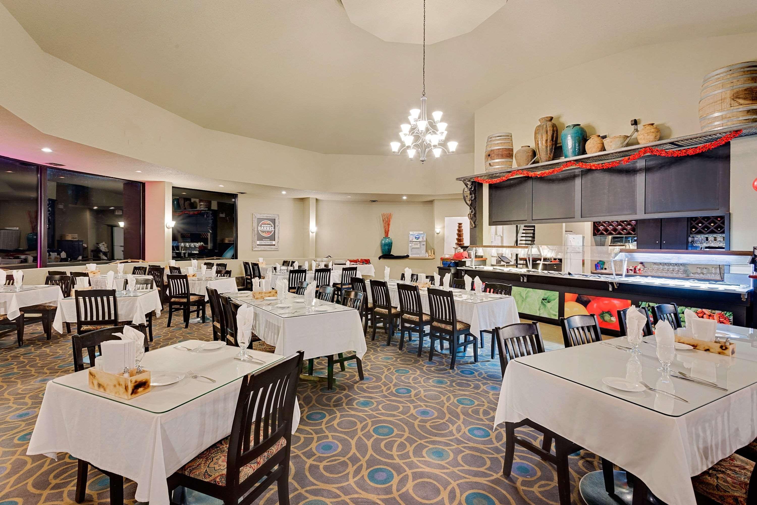Ramada By Wyndham Kamloops Hotel Kültér fotó