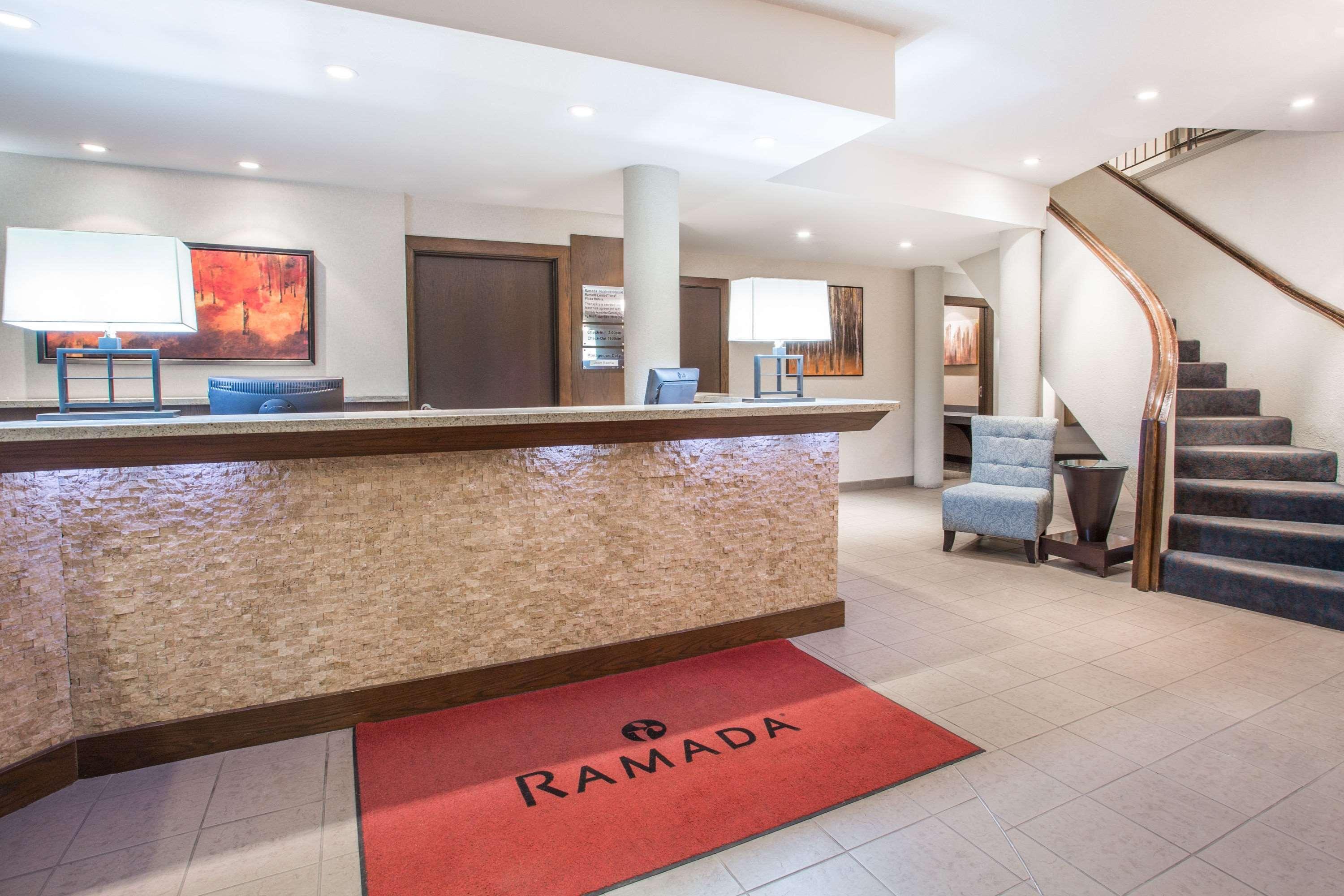 Ramada By Wyndham Kamloops Hotel Kültér fotó