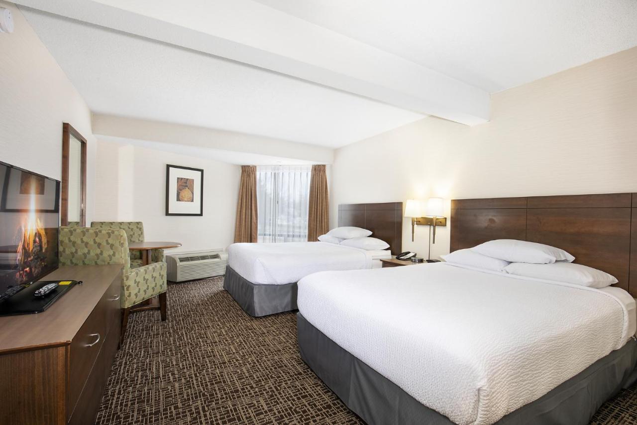 Ramada By Wyndham Kamloops Hotel Kültér fotó